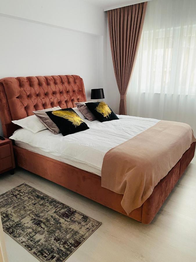 Luxury Queen Câmpulung Moldovenesc Extérieur photo